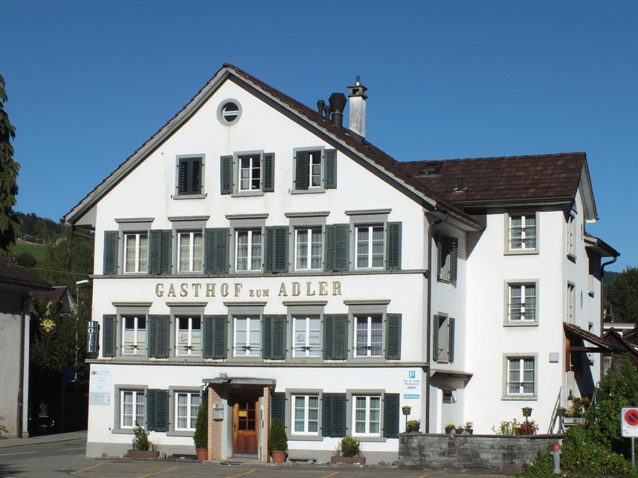 Hotel Adler Garni Bauma Buitenkant foto